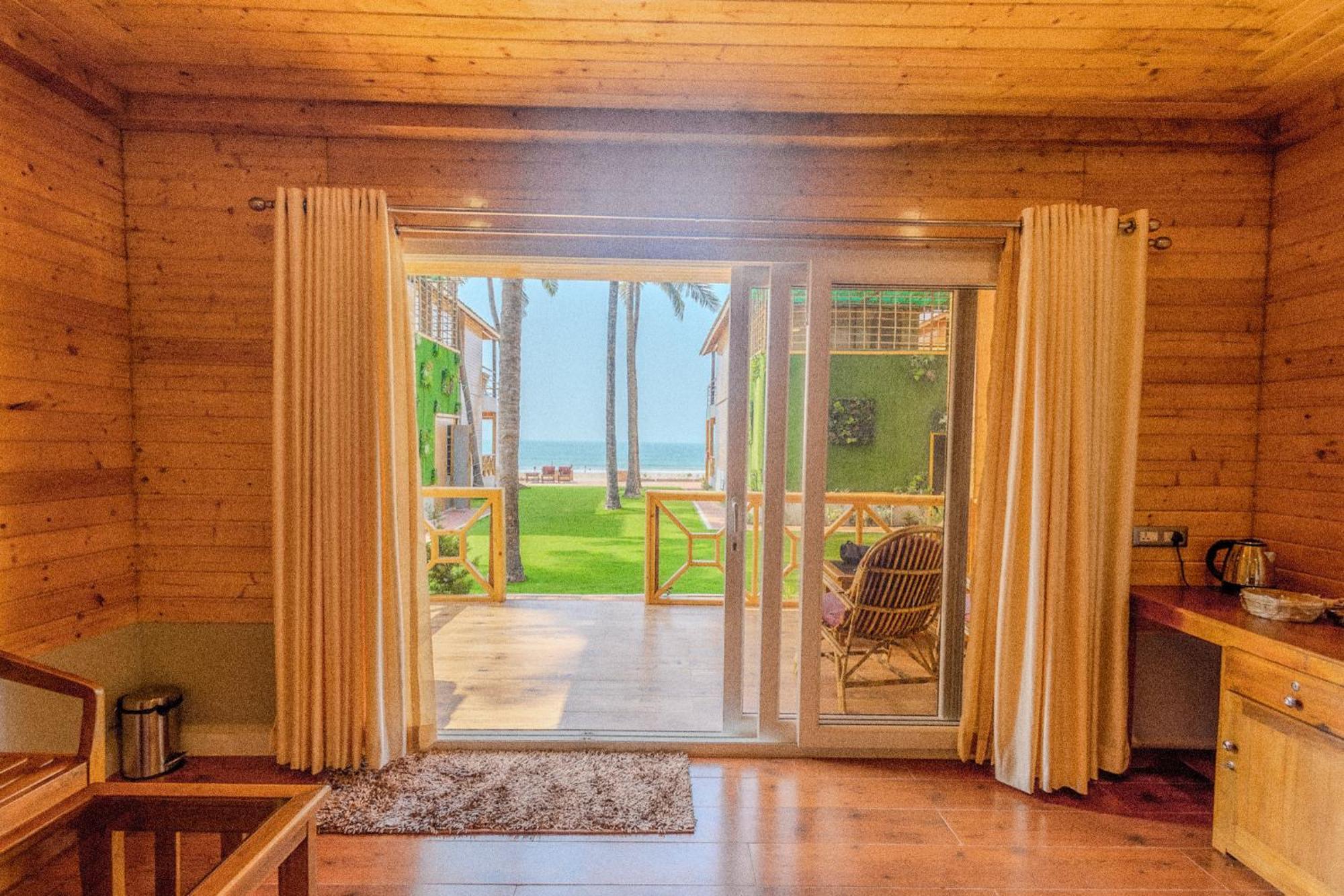 The O2H Agonda Beach Resort Ngoại thất bức ảnh