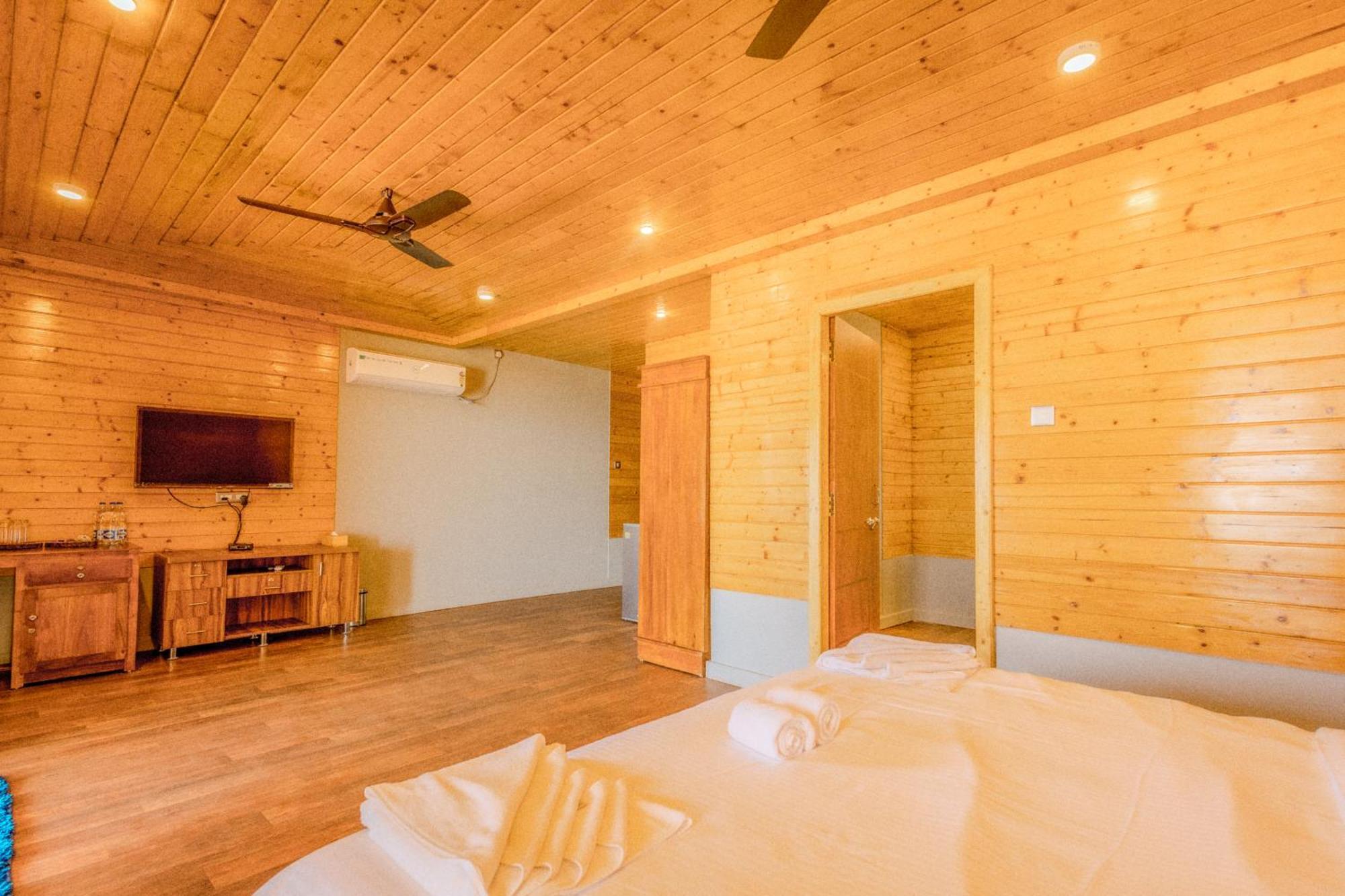 The O2H Agonda Beach Resort Ngoại thất bức ảnh