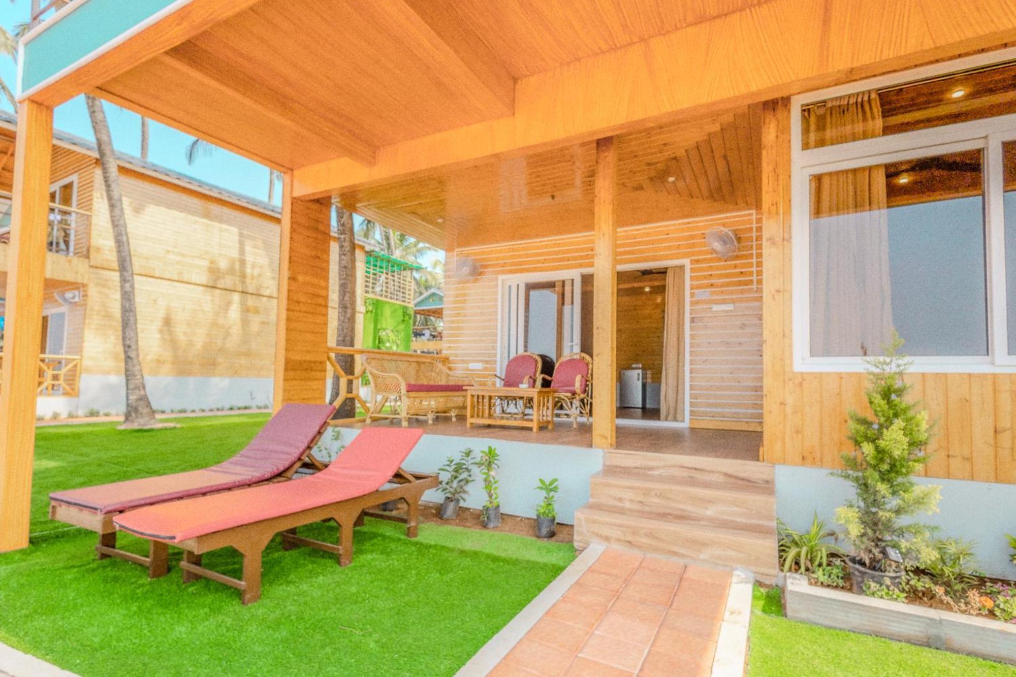 The O2H Agonda Beach Resort Ngoại thất bức ảnh