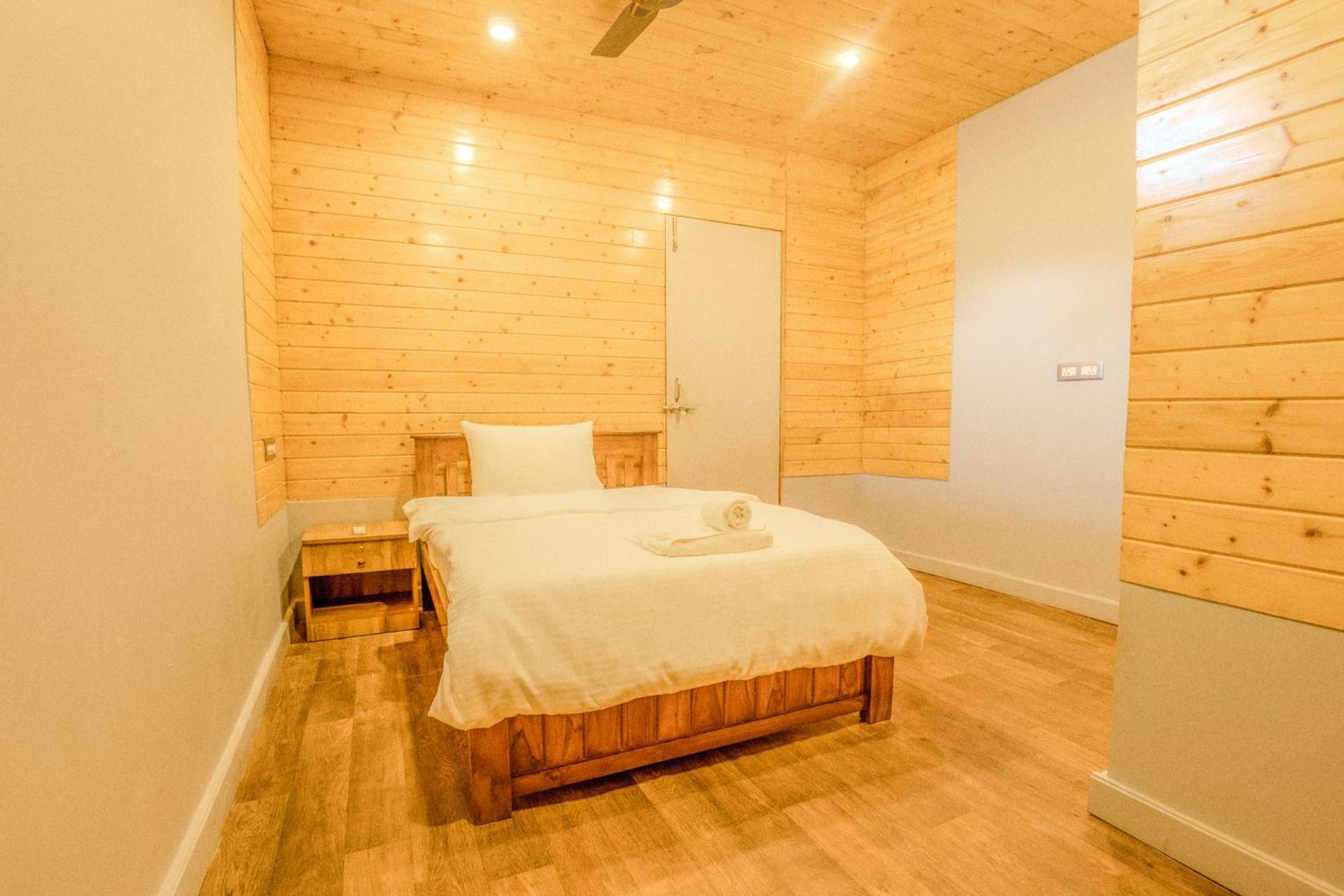 The O2H Agonda Beach Resort Ngoại thất bức ảnh