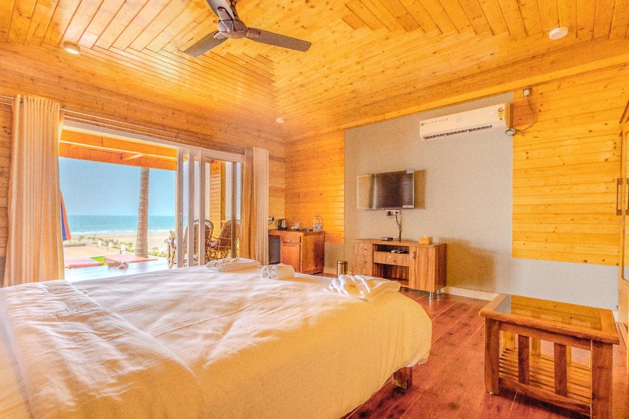 The O2H Agonda Beach Resort Ngoại thất bức ảnh