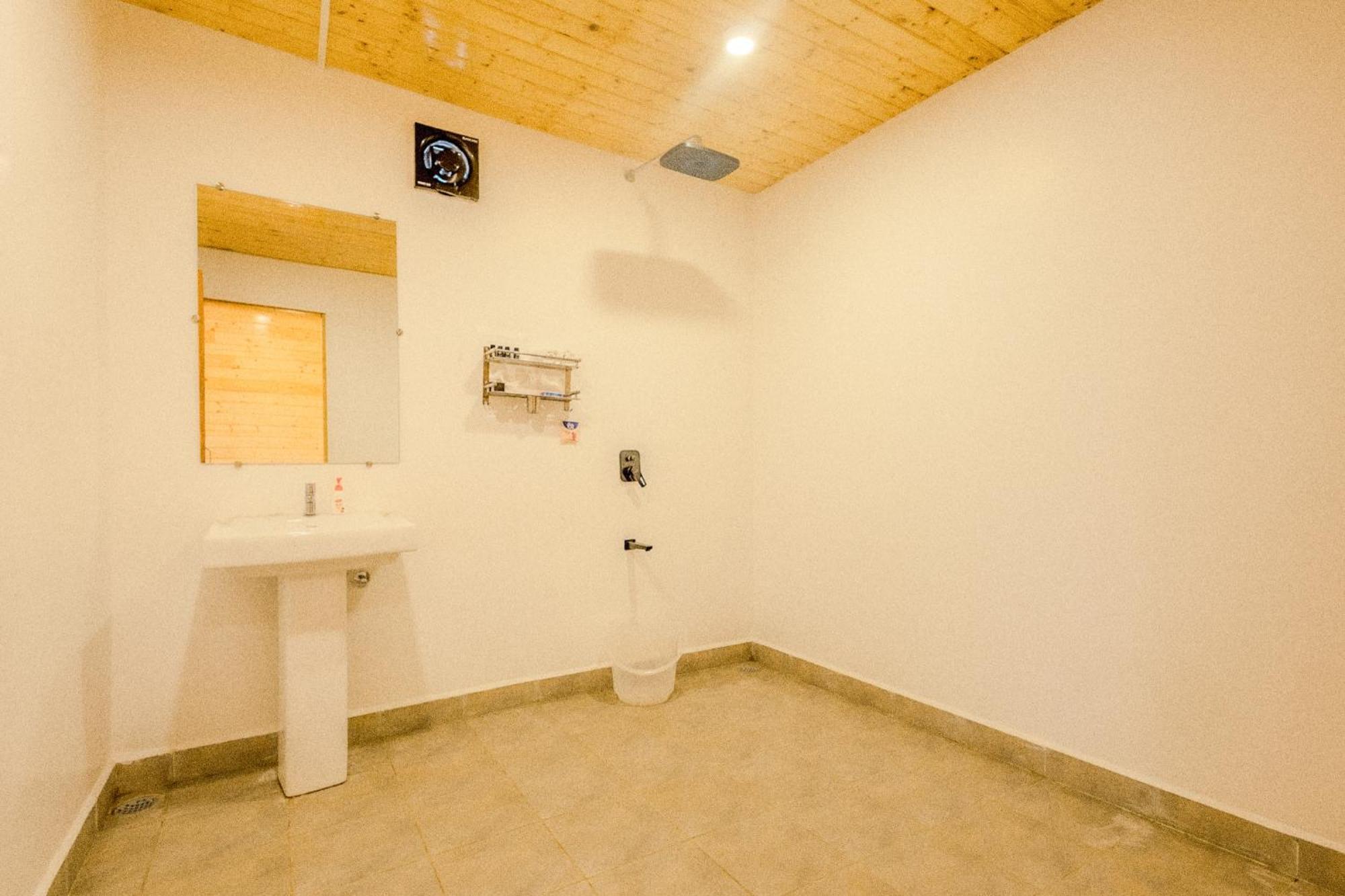 The O2H Agonda Beach Resort Ngoại thất bức ảnh